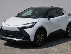 Platinumweiss perleffekt/schwa Neu 2024 Toyota C-HR Team SUV | 33.190 € (Fairer Preis)