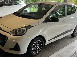 Weiß Gebraucht 2018 Hyundai i10 Passion Kleinwagen | 8.290 € (Guter Preis)