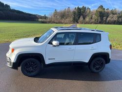 Weiß Gebraucht 2015 Jeep Renegade Limited SUV | 12.200 € (Fairer Preis)
