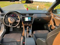 Weiß Gebraucht 2019 Skoda Octavia RS Kombi | 19.999 € (Fairer Preis)