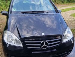 Schwarz Gebraucht 2010 Mercedes A160 Van / Kleinbus | 3.000 € (Fairer Preis)