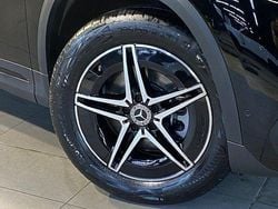 Nachtschwarz Gebraucht 2023 Mercedes EQA300 AMG SUV | 36.900 € (Fairer Preis)