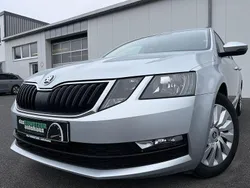Silber Gebraucht 2020 Skoda Octavia Ambition Kombi | 19.860 € (Guter Preis)
