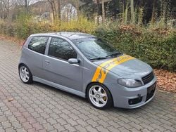 Grau Gebraucht 2003 Fiat Punto Kleinwagen | 2.701 €