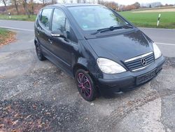 Schwarz Gebraucht 2003 Mercedes A140 Avantgarde Kleinwagen | 690 € (Guter Preis)