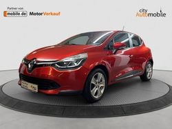 Rot Gebraucht 2015 Renault Clio IV LIMITED Kleinwagen | 11.800 € (Fairer Preis)
