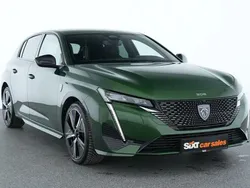 Grün Gebraucht 2024 Peugeot 308 GT Limousine | 25.950 € (Fairer Preis)