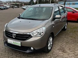 Braun Gebraucht 2014 Dacia Lodgy Prestige Van / Kleinbus | 7.950 € (Etwas zu teuer)