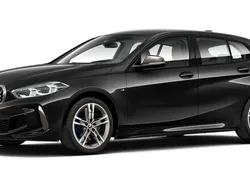 Schwarz Gebraucht 2024 BMW M135 Comfort Edition Kleinwagen | 40.851 € (Fairer Preis)