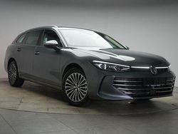 Grau Gebraucht 2025 VW Passat Kombi | 34.490 € (Superpreis)