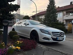 Weiß Gebraucht 2013 Mercedes CLS350 Limousine | 18.999 € (Fairer Preis)
