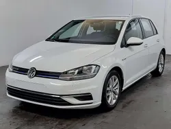Pure white Gebraucht 2019 VW Golf VII Comfortline Limousine | 14.990 € (Guter Preis)