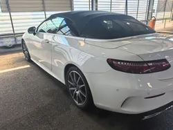 Weiß Gebraucht 2021 Mercedes E220 AMG Cabrio | 43.225 € (Fairer Preis)