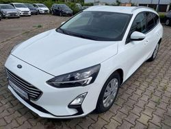 Frostweiß Gebraucht 2021 Ford Focus Kombi | 18.499 € (Fairer Preis)