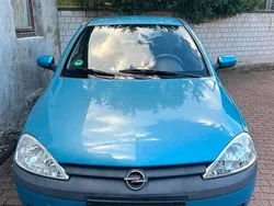 Blau Gebraucht 2001 Opel Corsa Kleinwagen | 900 € (Guter Preis)