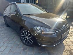 Schwarz Gebraucht 2014 VW Golf VII Highline Kombi | 9.300 € (Guter Preis)