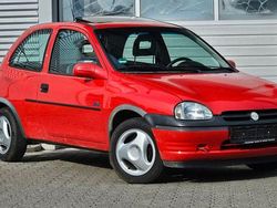 Rot Gebraucht 1997 Opel Corsa Kleinwagen | 1.000 € (Fairer Preis)
