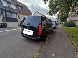 Schwarz Gebraucht 2011 Hyundai H-1 Van / Kleinbus | 10.900 € (Etwas zu teuer)