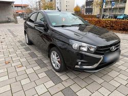 Schwarz Gebraucht 2017 Lada Vesta Limousine | 5.200 € (Superpreis)