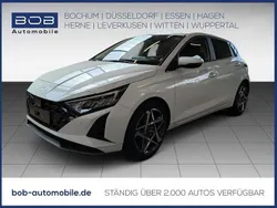 Atlas white (weiß) Gebraucht 2024 Hyundai i20 Prime Limousine | 20.450 € (Fairer Preis)