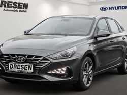 Grau Gebraucht 2024 Hyundai i30 Trend Limousine | 21.790 € (Fairer Preis)