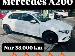 Weiß Gebraucht 2020 Mercedes A200 Kleinwagen | 25.900 € (Teuer)
