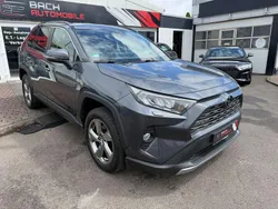Grau Gebraucht 2019 Toyota RAV4 Club SUV | 21.990 € (Guter Preis)