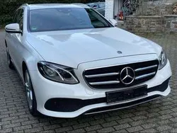 Gebraucht 2018 Mercedes E200 Avantgarde Kombi | 22.900 € (Superpreis)