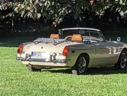 Weiß Gebraucht 1971 MG B Cabrio | 18.750 €