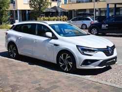 Weiß Gebraucht 2021 Renault Mégane GrandTour R.S. Kombi | 18.500 € (Fairer Preis)