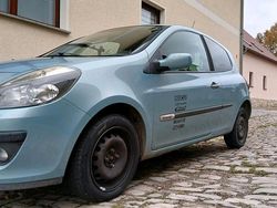Blau Gebraucht 2007 Renault Clio III Kleinwagen | 2.500 €