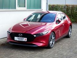 Magmarot Gebraucht 2019 Mazda 3 Selection Limousine | 18.990 € (Fairer Preis)