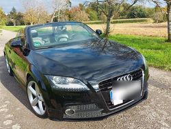 Schwarz Gebraucht 2011 Audi Cabriolet S-Line Cabrio | 20.700 €