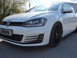 Weiß Gebraucht 2014 VW Golf GTI Coupé | 16.990 €