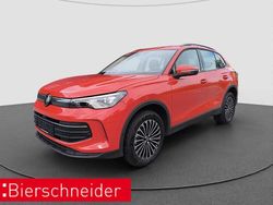 Rot Gebraucht 2024 VW Tiguan Life SUV | 43.490 € (Fairer Preis)