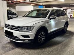 Weiß Gebraucht 2018 VW Tiguan Allspace Comfortline SUV | 15.999 € (Etwas zu teuer)