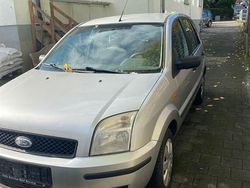 Silber Gebraucht 2004 Ford Fusion Viva Limousine | 999 € (Superpreis)