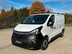 Weiß Gebraucht 2016 Opel Vivaro Van | 11.900 € (Guter Preis)