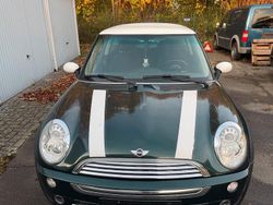 Grün Gebraucht 2005 Mini Cooper Kleinwagen | 4.000 € (Teuer)
