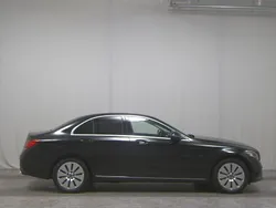 Schwarz Gebraucht 2021 Mercedes C300e Avantgarde Limousine | 22.380 € (Superpreis)