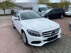 Weiß Gebraucht 2018 Mercedes C180 Exclusive Kombi | 12.800 € (Fairer Preis)