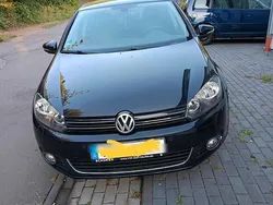 Schwarz Gebraucht 2011 VW Golf VI Limousine | 5.200 € (Fairer Preis)