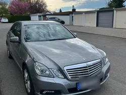 Grau Gebraucht 2009 Mercedes E220 Elegance Limousine | 7.500 € (Fairer Preis)