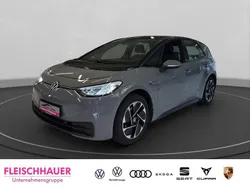 Grau Gebraucht 2022 VW ID.3 Pro Kleinwagen | 21.490 € (Fairer Preis)