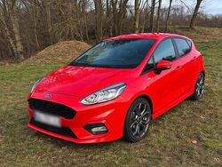 Rot Gebraucht 2019 Ford Fiesta ST-Line Kleinwagen | 10.500 € (Guter Preis)