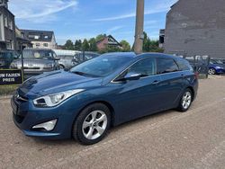 Blau Gebraucht 2011 Hyundai i40 Limousine | 9.400 € (Etwas zu teuer)