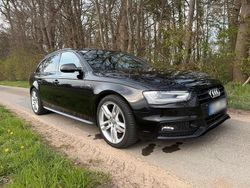 Schwarz Gebraucht 2015 Audi A4 Kombi | 13.500 € (Teuer)