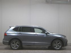 Grau Gebraucht 2022 VW Tiguan Allspace R-line SUV | 31.480 € (Fairer Preis)