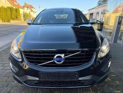 Schwarz Gebraucht 2015 Volvo XC60 R-Design Momentum SUV | 19.990 € (Fairer Preis)