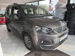 Grau Gebraucht 2019 Peugeot Rifter Allure Van / Kleinbus | 12.990 € (Superpreis)
